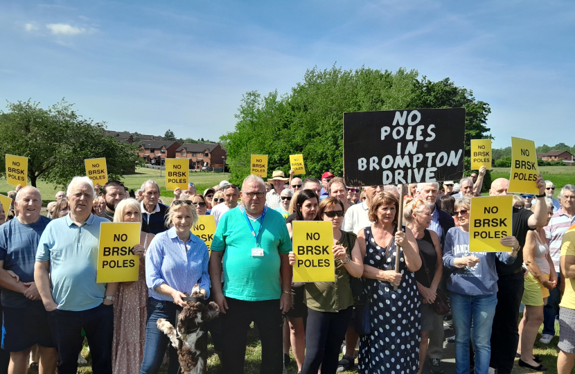 Suzanne Webb MP with brsk protesters 