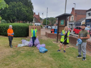 Suzanne Webb attending a Lye community clean up