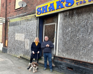 Suzanne Webb MP with local campaigner Jason Thorne at Colley Gate