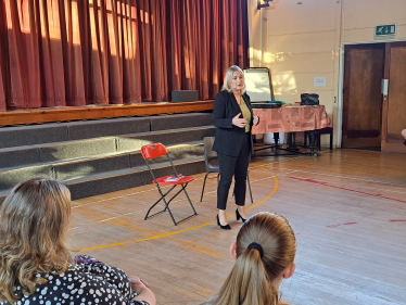 Suzanne Webb MP talking to pupils and teachers