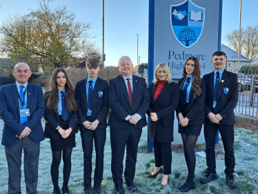 Suzanne Webb MP with pupils and staff from Pedmore High School